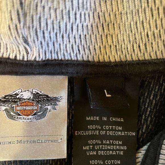 Harley-Davidson Black Oversized Hoodie with Buttoned Details - Picture 3 of 6